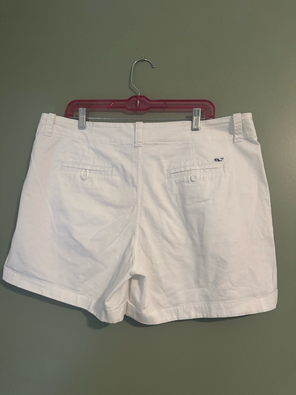 Vineyard Vines Women’s White Cotton Chino Shorts